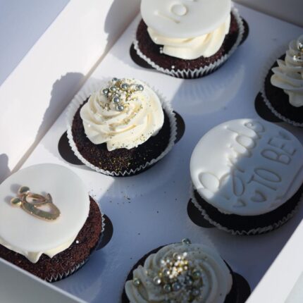 Bride to Be Nişan Cupcake'leri