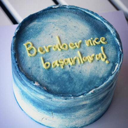 Başarıya Mavi Yolculuk Pastası